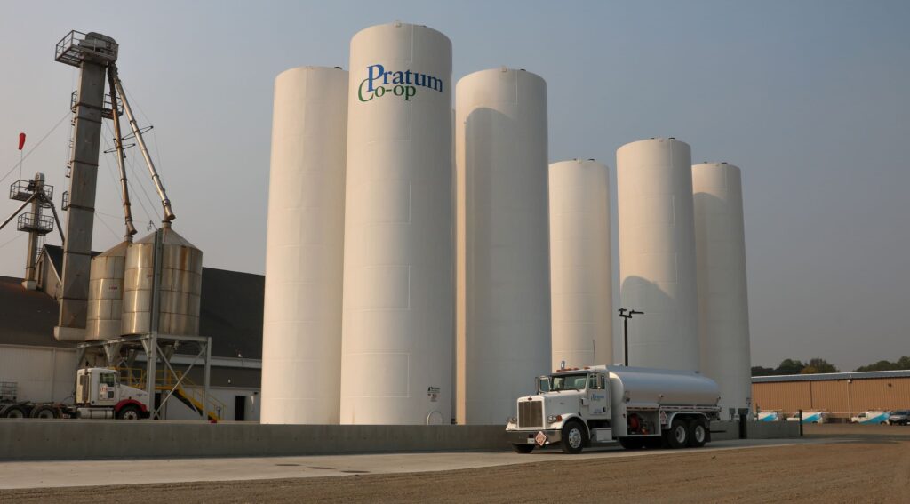 Bulk fuel storage tanks at Pratum Co-op